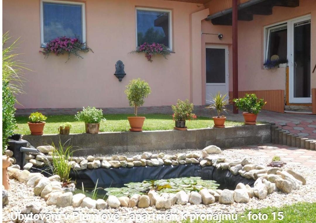 Ubytovani V Plumlove Exterior foto